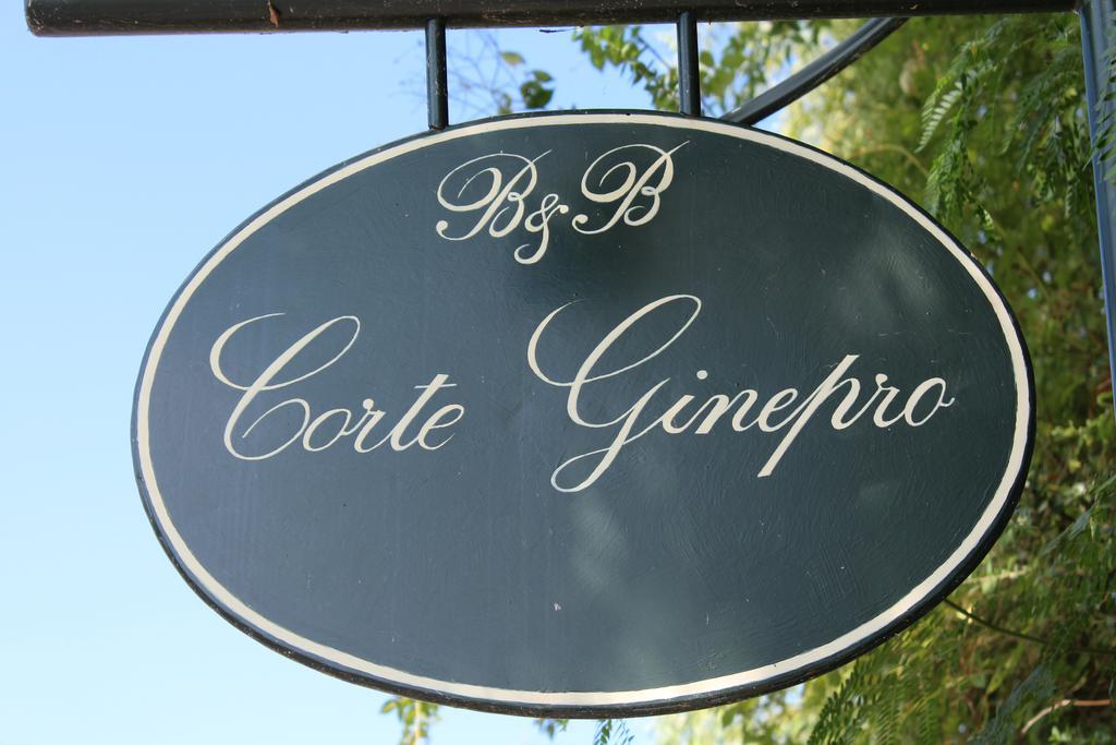Corte Ginepro Roncoferraro エクステリア 写真