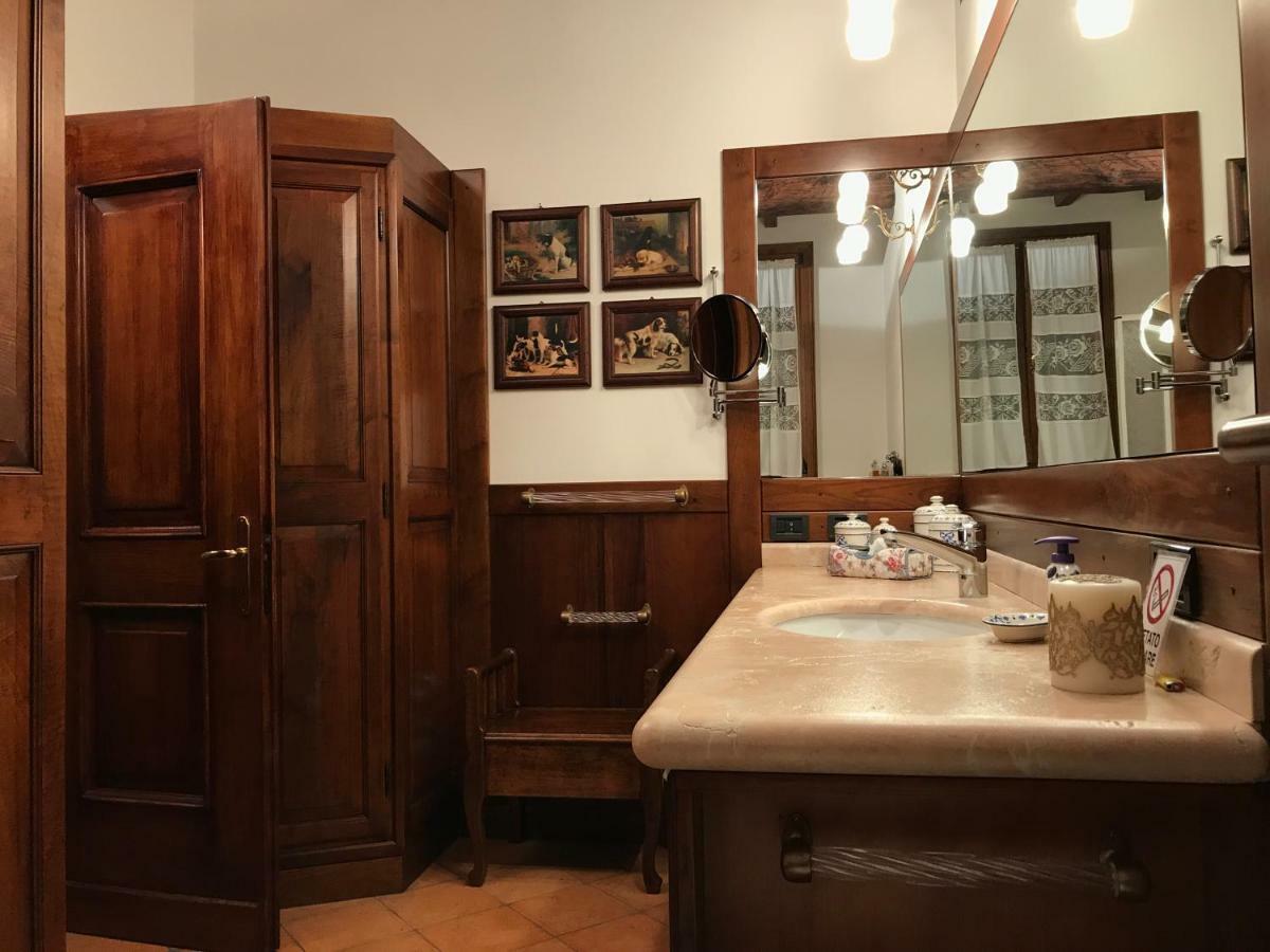 Corte Ginepro Roncoferraro エクステリア 写真
